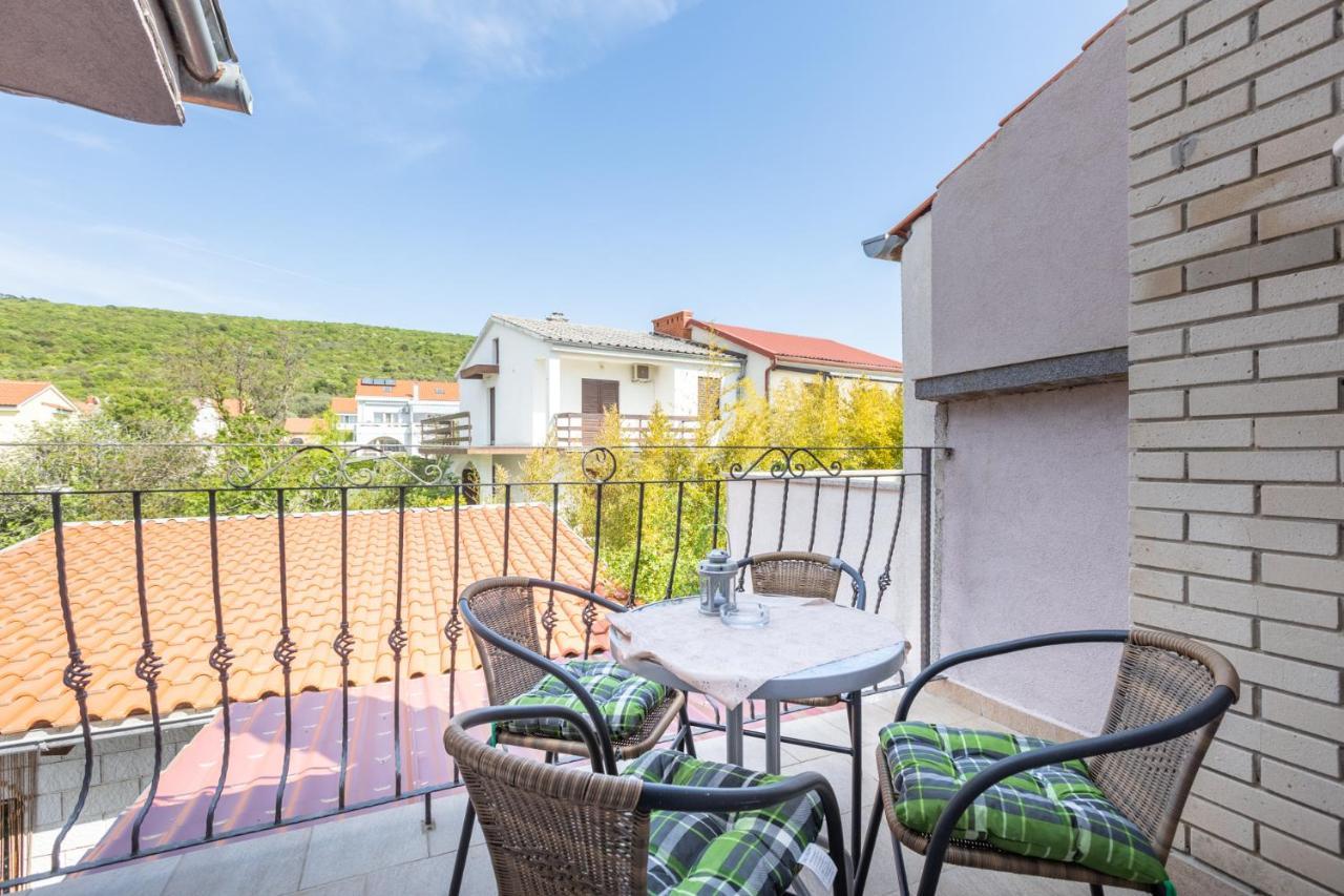 Apartment Ivica Punat Exterior photo